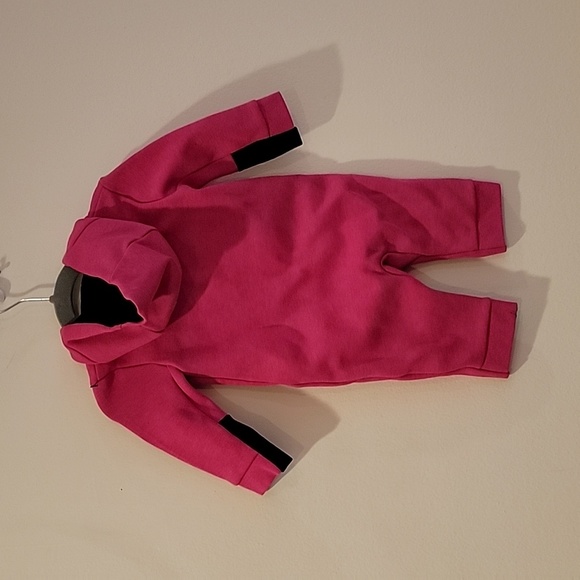 Nike Tech Fleece Pink One Piece Jumpsuit Romper size 3/6 months - Picture 11 of 15